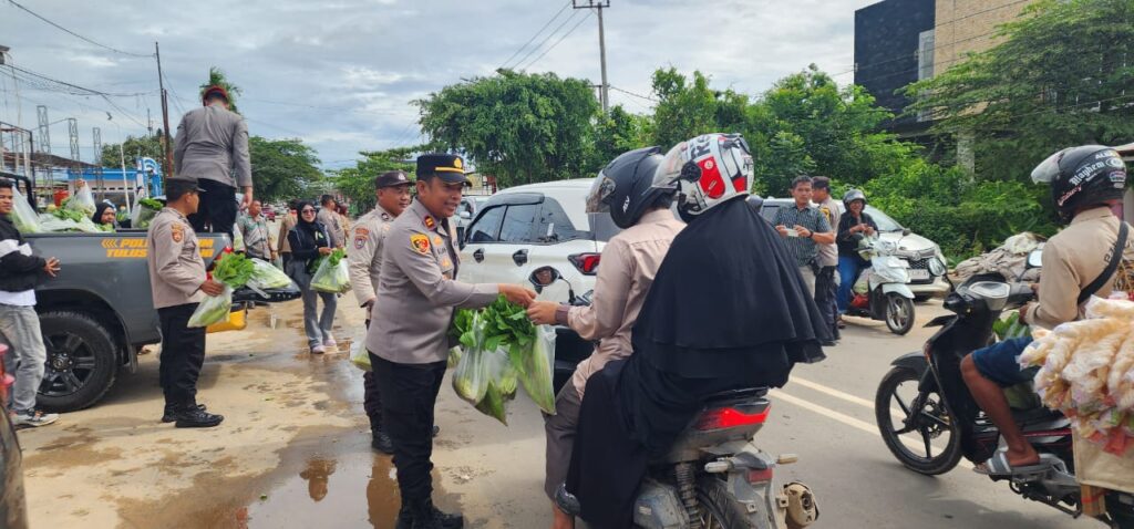 Polsek Sangatta Utara Polres Kutim Gelar Kegiatan Jumat Berkah, Dukung Asta Cita Presiden RI Melalui Swasembada Pangan WhatsApp Image 2024 12 27 at 13.55.30 9a849b7d