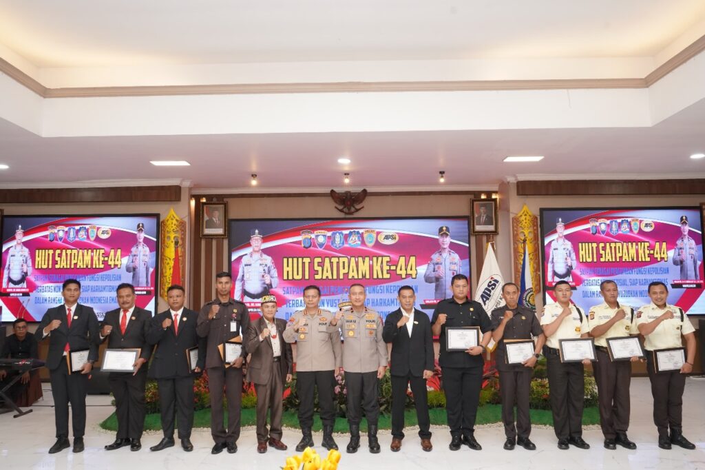 Wujudkan Indonesia Emas Dengan Peran Satpam, Wakapolda Kaltim Hadiri Syukuran Hut Satpam Ke 44 WhatsApp Image 2025 01 08 at 16.12.12 7101bb98