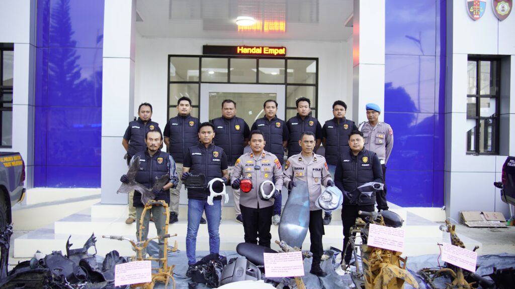 Polsek Sangatta Utara Polres Kutim Amankan Komplotan Curanmor yang Beraksi di 5 TKP WhatsApp Image 2025 01 11 at 07.16.19 9eec7e4a