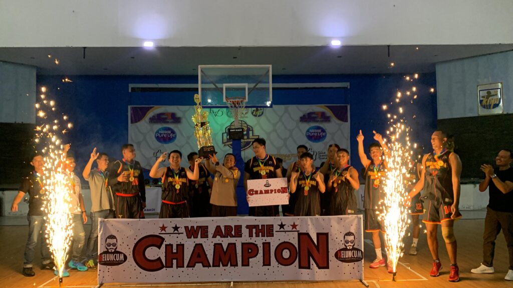 Tim Basket Bhayangkara Polda Kaltim Raih Juara Pertama di “Keluncum Corporate League” WhatsApp Image 2025 01 12 at 12.46.53 c47641e5