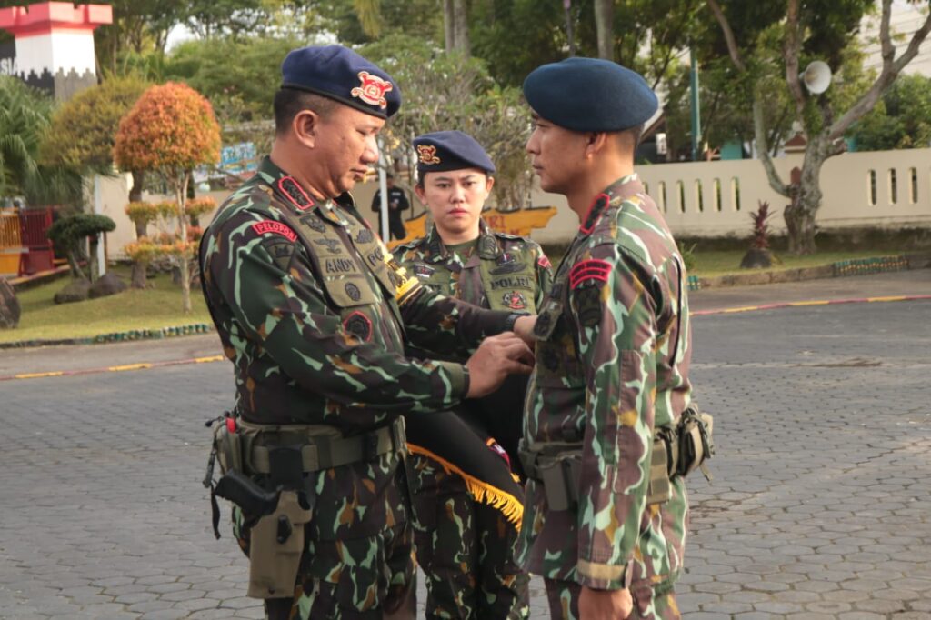 Dansat Brimob Polda Kaltim Pimpin Upacara Penyerahan Jabatan Wadansat dengan Khidmat WhatsApp Image 2025 01 15 at 13.45.27 1ccd8b06