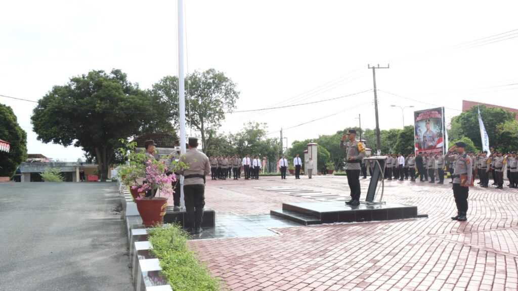 Berjalan Penuh Khidmat, Polres Bontang Gelar Upacara Hari Kesadaran Nasional WhatsApp Image 2025 01 17 at 11.19.30