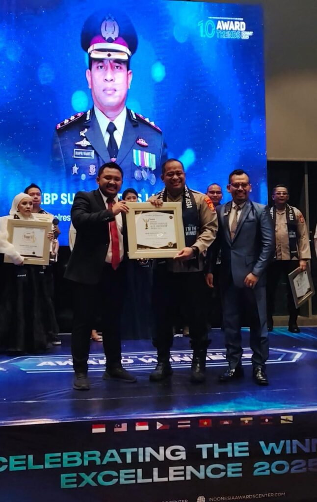 Keberhasilan Memimpin Harkamtibmas di IKN, AKBP Supriyanto Raih Penghargaan Asia sebagai “Inspiring Leader” WhatsApp Image 2025 01 19 at 07.26.55 ee54ab1a