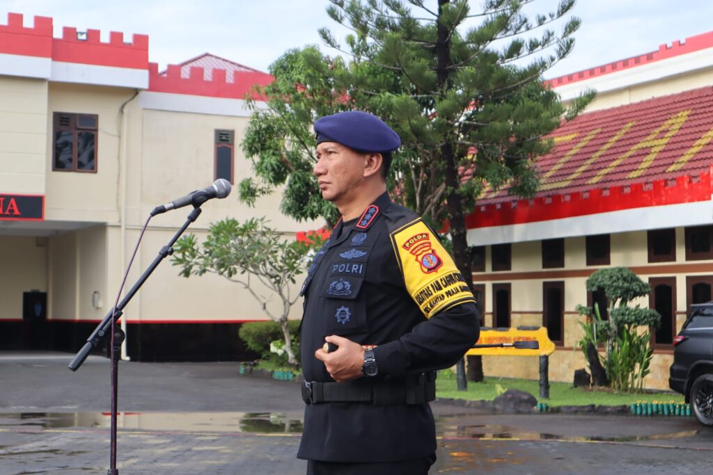 Dansat Brimob Pimpin Pelantikan Komandan Detasemen Gegana Brimob Polda Kaltim WhatsApp Image 2025 01 23 at 13.28.10 cdaa3070