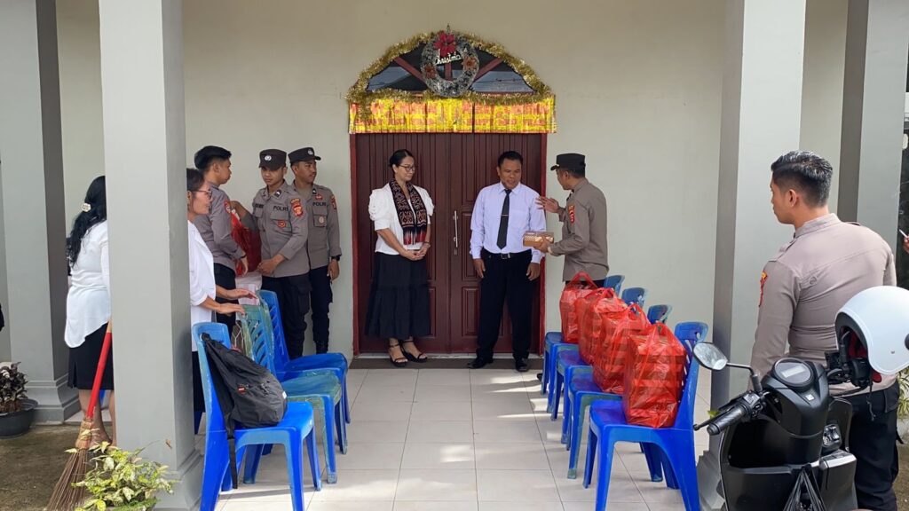 Polres Berau Gelar Aksi Sosial dan Beri Bantuan Makanan Bergizi di Tempat Ibadah Dalam Mendukung Program Asta Cita Presiden RI WhatsApp Image 2025 02 03 at 10.19.28