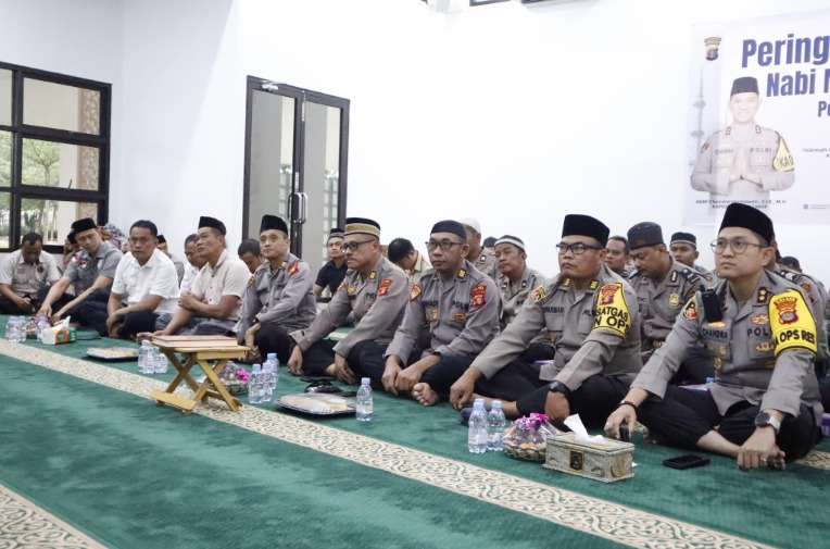 Polres Kutai Timur Ikuti Peringatan Isra Miraj Secara Virtual Bersama Polda Kaltim WhatsApp Image 2025 02 06 at 15.50.56