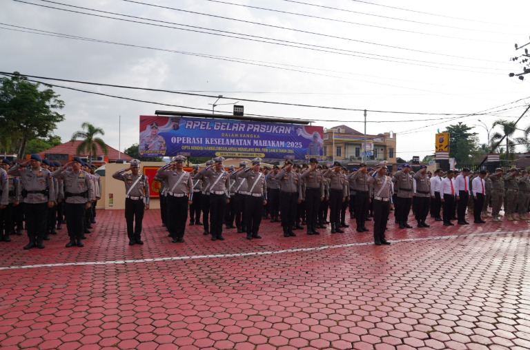 Tingkatkan Kesadaran Keselamatan Berlalu Lintas Kepada Masyarakat, Polres Paser Gelar Ops.Keselamatan Mahakam 2025 WhatsApp Image 2025 02 10 at 14.42.50