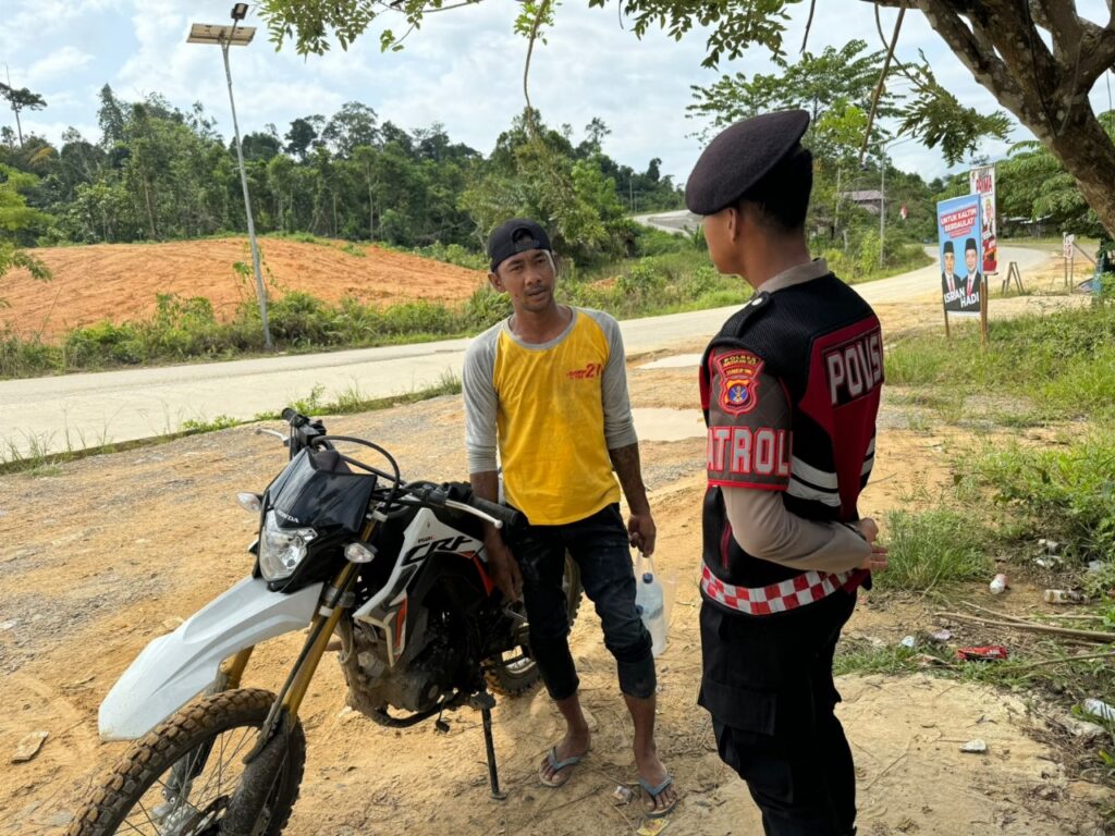 Polres Mahakam Ulu Perkuat Patroli Cooling System, Wujudkan Keamanan dan Ketertiban Masyarakat WhatsApp Image 2025 02 16 at 08.17.44 b015951e