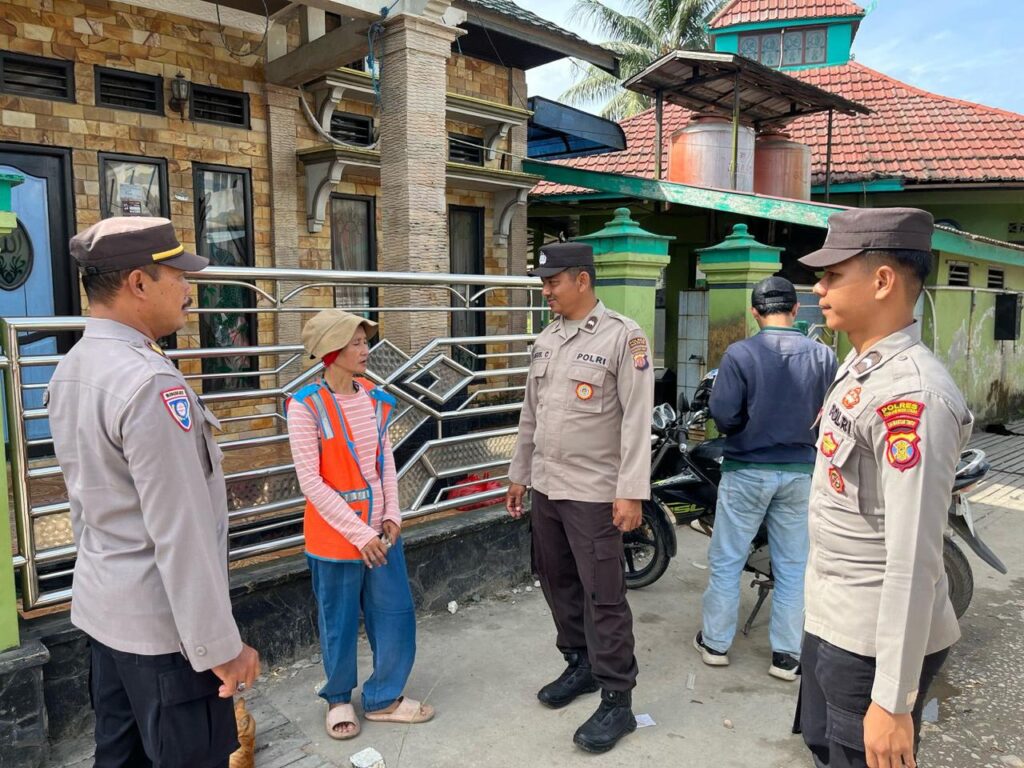 Perkuat Hubungan dengan Warga, Binmas Polres PPU Gelar Penyuluhan Hukum dan Keamanan WhatsApp Image 2025 03 03 at 13.18.45