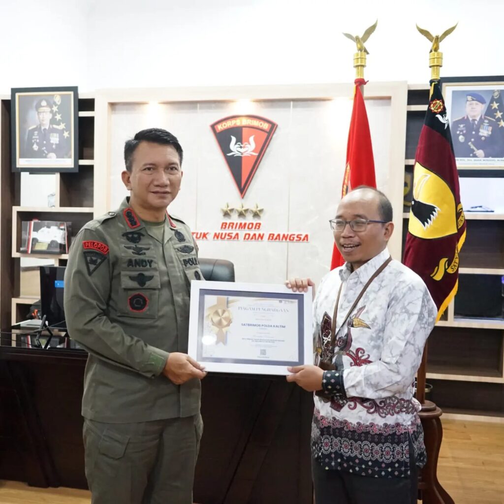 Penilaian Kinerja Anggaran 2024 dari Kemenkeu, Sat Brimob Polda Kaltim Raih Predikat Terbaik WhatsApp Image 2025 03 11 at 13.19.28