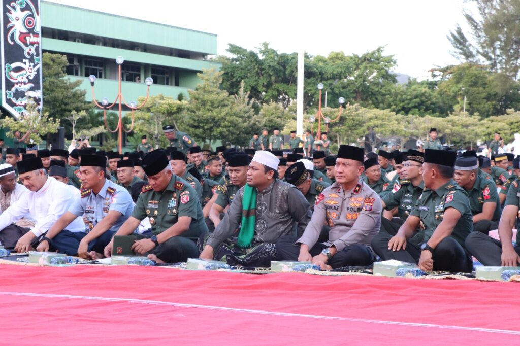 Wakapolda Kaltim Hadiri Peringatan Nuzulul Qur’an 1446 H di Makodam VI/Mulawarman WhatsApp Image 2025 03 19 at 10.51.38