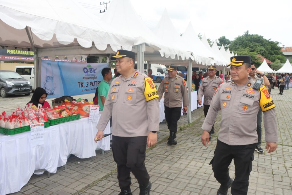 Polresta Samarinda Gelar Bazar Ramadhan dan Baksos untuk Masyarakat WhatsApp Image 2025 03 23 at 06.50.29