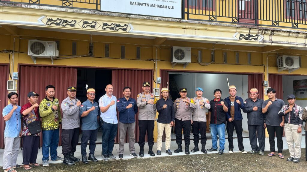 Sinergi Kolaborasi dalam Pengamanan PSU, Kapolres Mahulu lakukan Silaturahmi ke Kantor Bawaslu 5