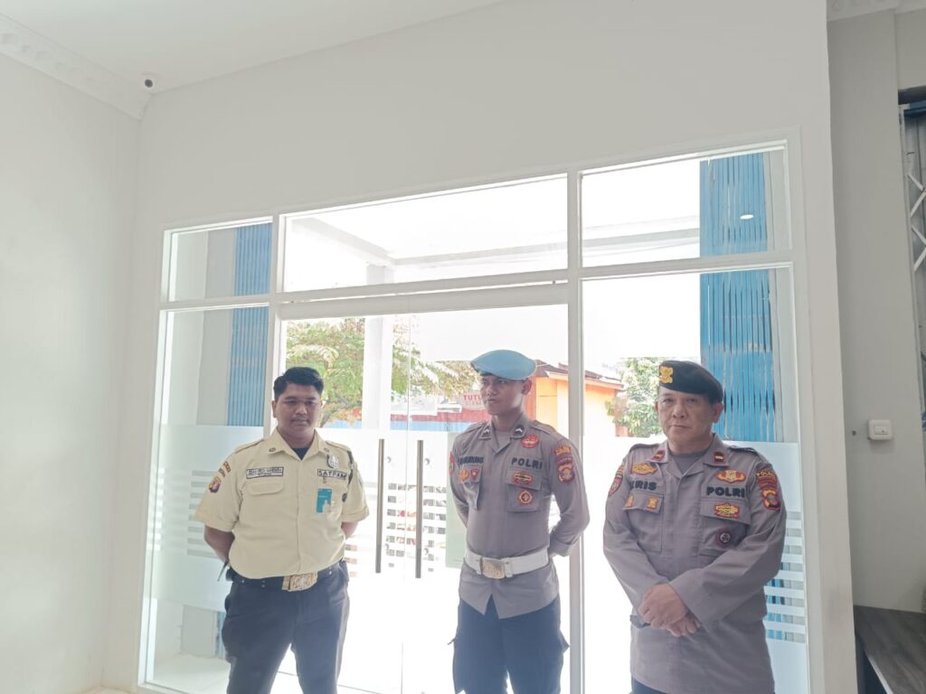 Polres Mahakam Ulu Tingkatkan Patroli Dialogis Demi Wujudkan Lingkungan Aman dan Kondusif WhatsApp Image 2025 04 10 at 10.49.11 200a3877