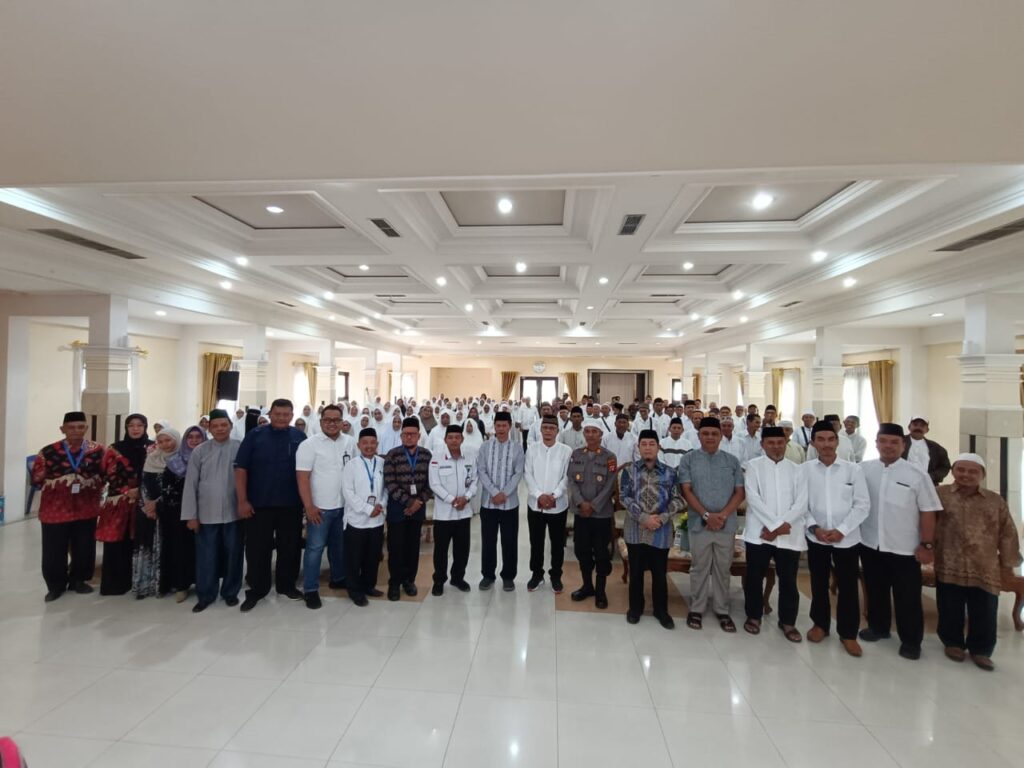 Kasat Binmas Polres Berau Hadiri Pembukaan Manasik Haji 1446 H/2025 M Kab.Berau berau