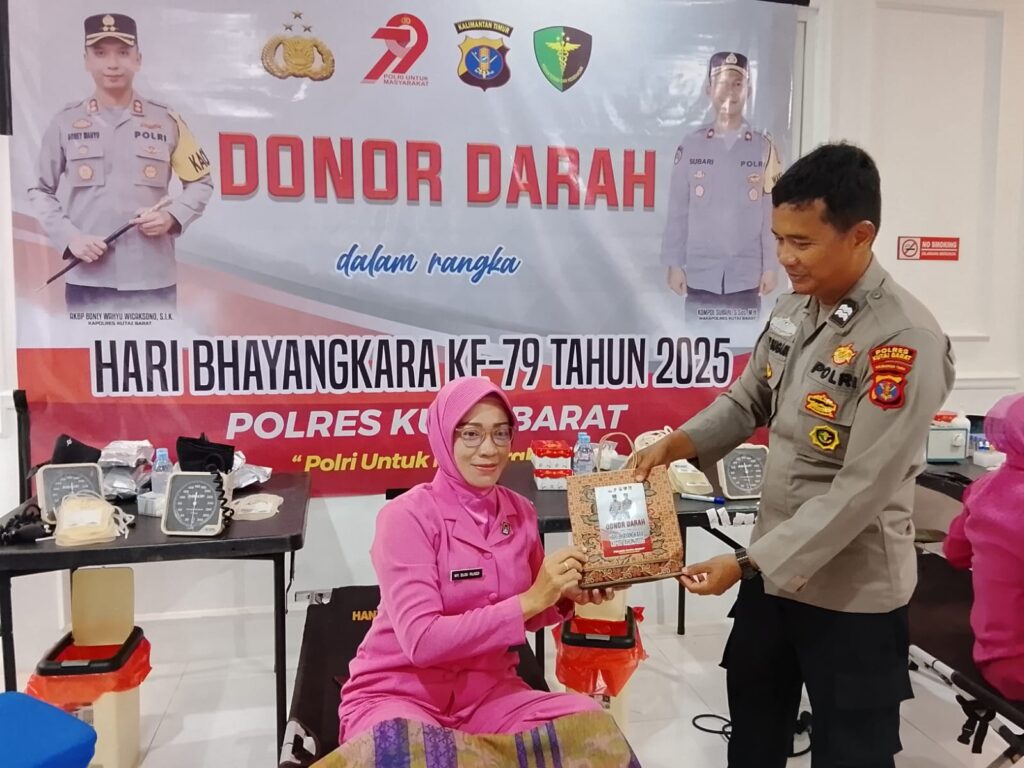 Donor Darah Semarakkan Hari Bhayangkara ke-79, Polres Kubar Gandeng Berbagai Instansi 1 1