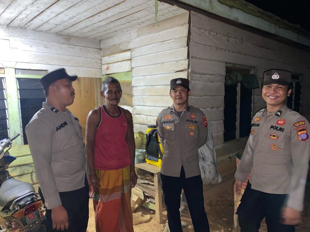 Polsek Bentian Besar Gencarkan Patroli Malam, Wujudkan Rasa Aman di Kampung Dilang Puti WhatsApp Image 2025 06 04 at 09.52.39 7d8fefc8