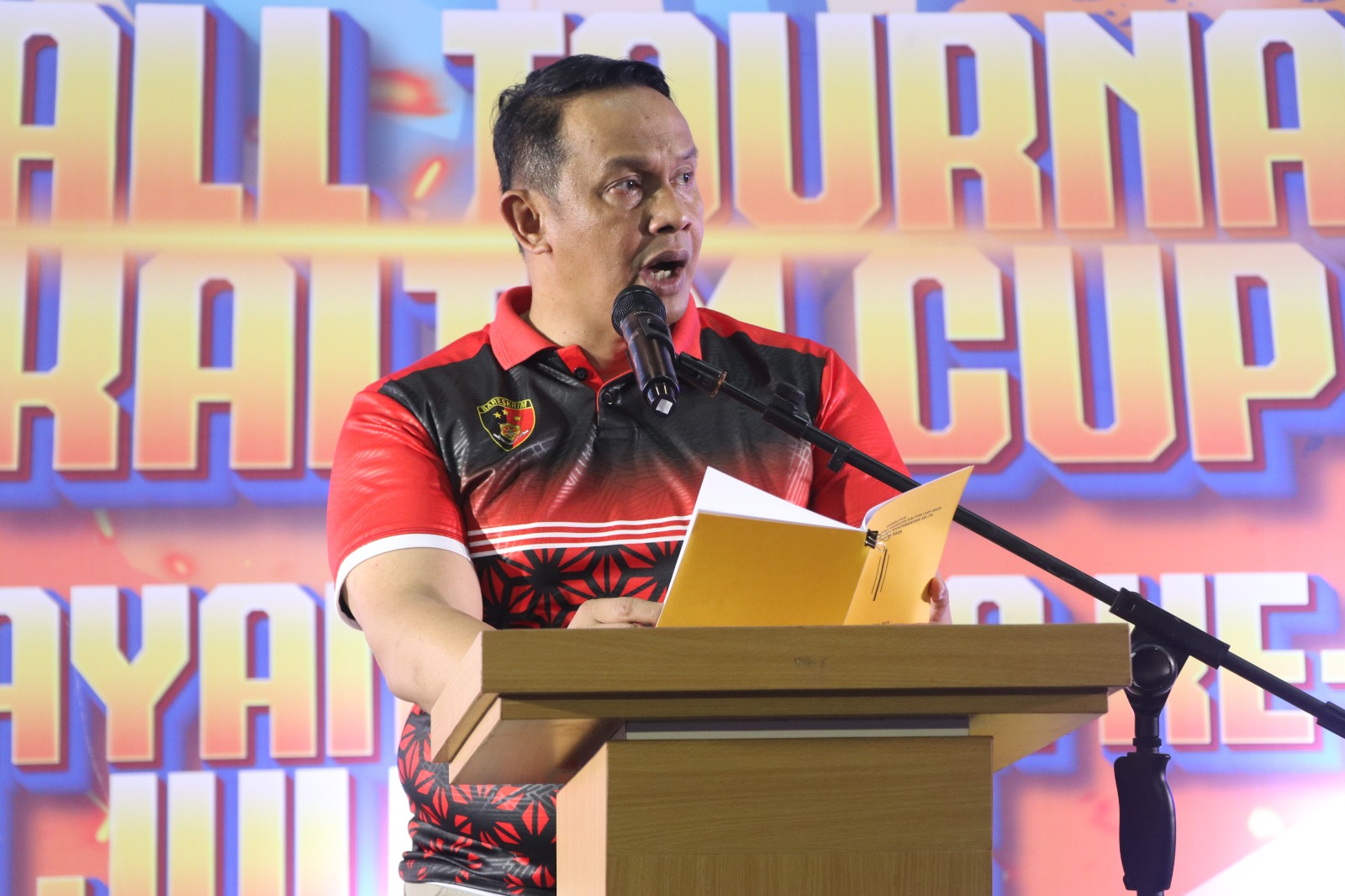 Turnamen Bola Voli Kapolda Kaltim Cup 2025 Resmi Ditutup, Brimob Raih Juara Pertama 1 WhatsApp Image 2025 06 14 at 22.06.29