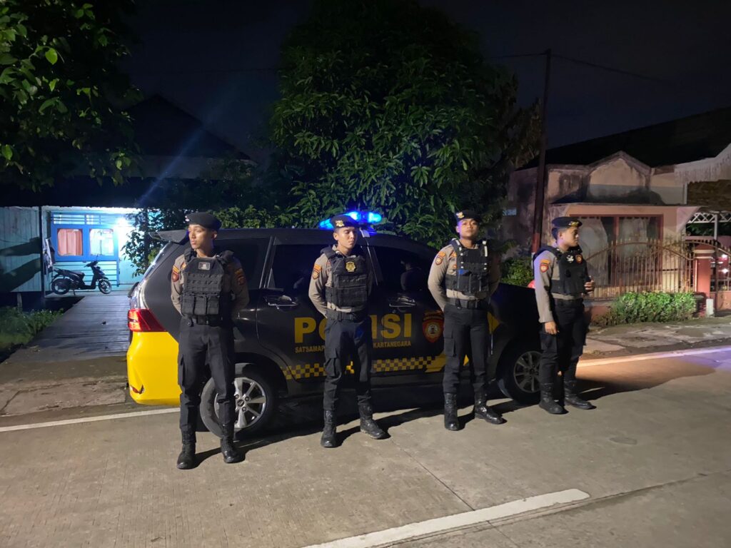 Patroli Malam Sat Samapta Polres Kukar Tekan Aksi Balap Liar, Wujudkan Lingkungan Aman dan Nyaman WhatsApp Image 2025 06 16 at 04.40.21 0f805c49