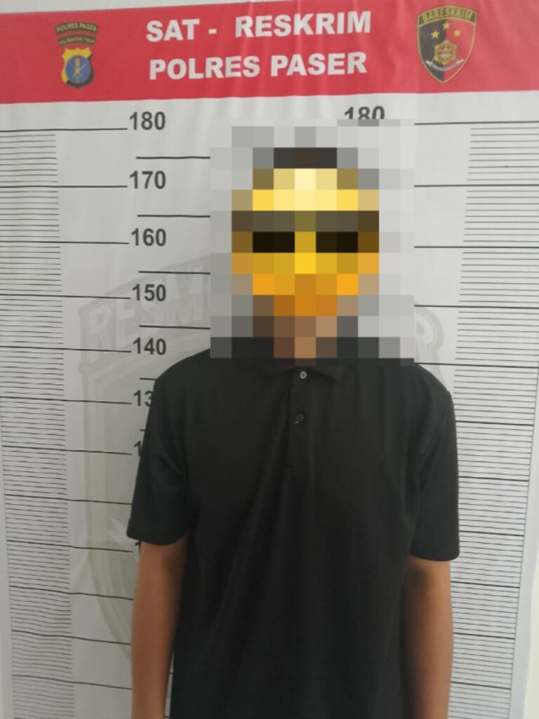Polres Paser Ringkus Pelaku Pencurian dan Penggelapan di Toko Ritel WhatsApp Image 2025 06 19 at 11.57.11