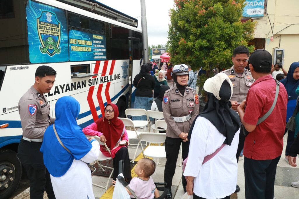 Ramaikan Hari Bhayangkara ke-79, Polres Berau Gelar CFD di Jalan Ahmad Yani WhatsApp Image 2025 06 22 at 11.59.54