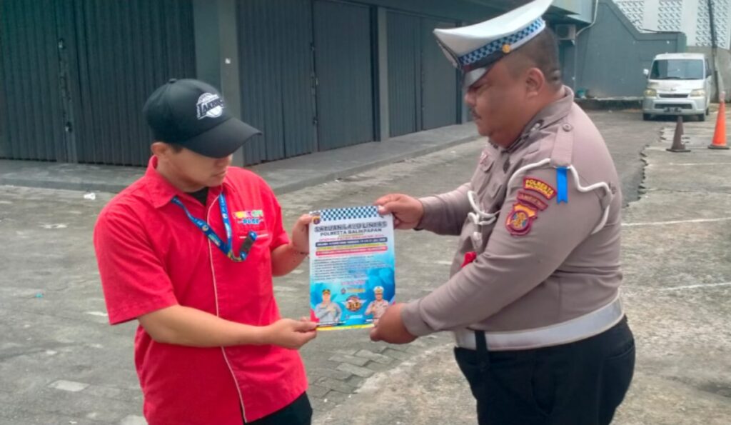 Ops.Patuh Mahakam 2025, Polresta Balikpapan Intensifkan Sosialisasi Keselamatan Berlalu Lintas WhatsApp Image 2025 07 17 at 12.21.13