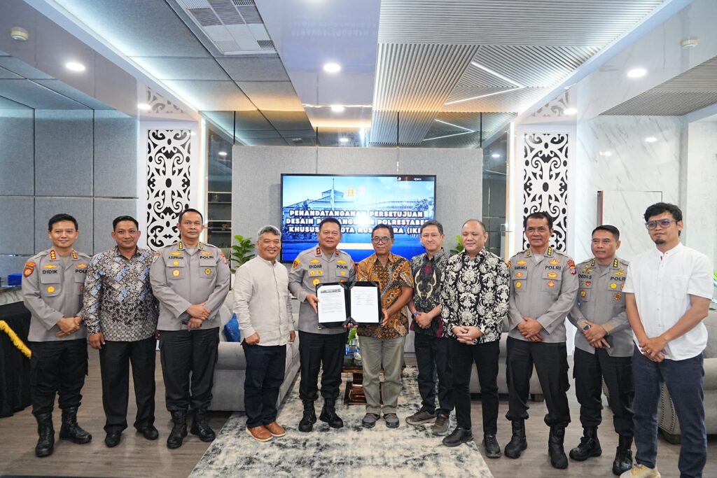 Kapolda Kaltim Tandatangani Persetujuan Desain Pembangunan Polrestabes Khusus IKN WhatsApp Image 2025 07 18 at 13.10.11 b6799cca