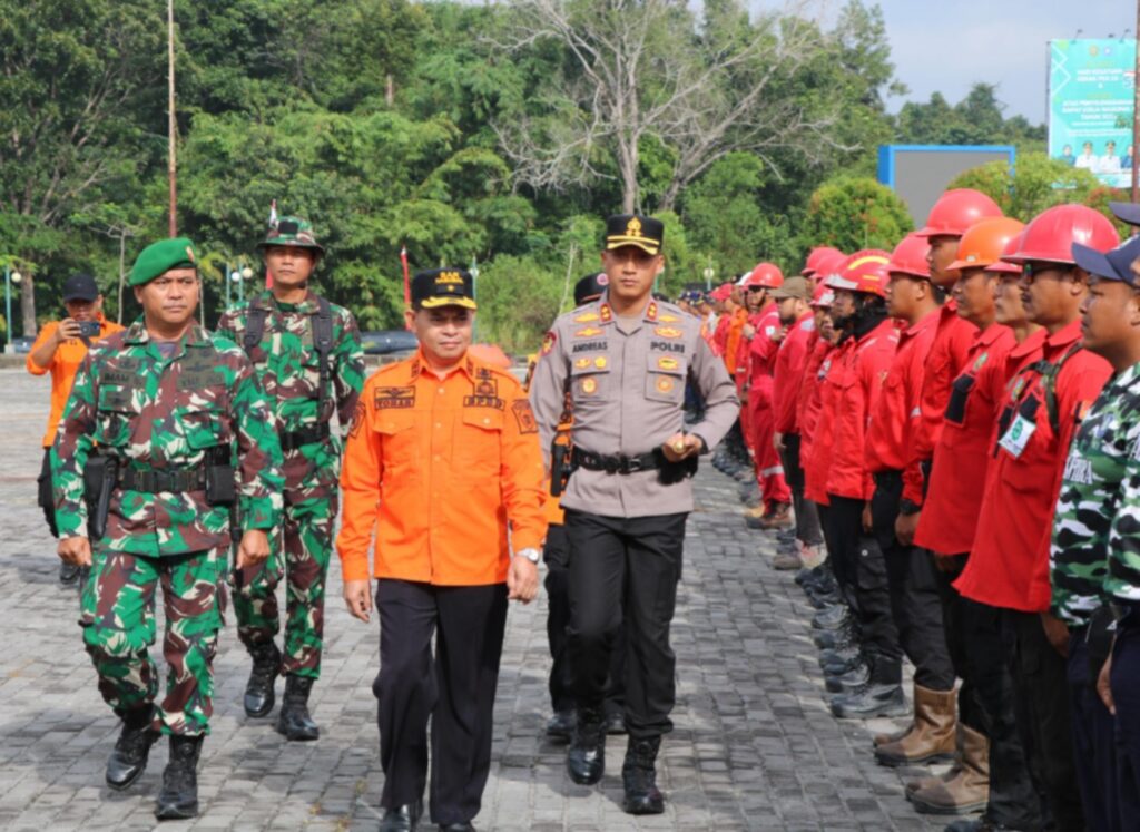Hadapi Potensi Bencana Alam, Polres PPU, TNI, dan Pemda PPU Gelar Apel Kesiapsiagaan 4 1
