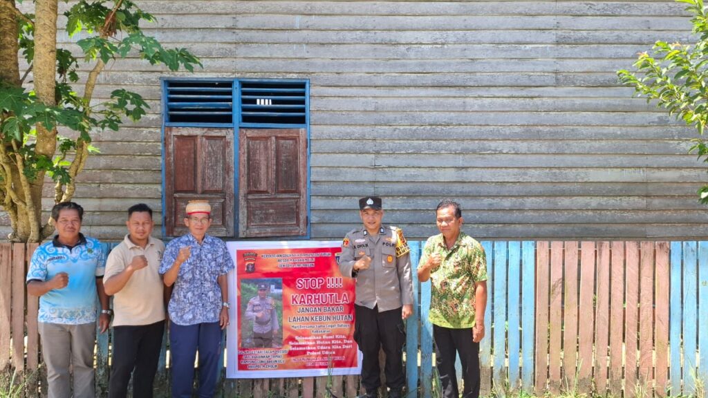 Polsek Jajaran Polres Mahakam Ulu Gencarkan Sosialisasi Pencegahan Karhutla kepada Warga WhatsApp Image 2025 08 07 at 12.56.52 ce39a7ed