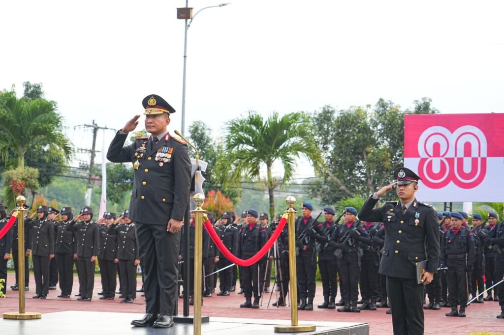 Berjalan Penuh Khidmat, Polda Kaltim Gelar Upacara Peringatan HUT RI ke-80 WhatsApp Image 2025 08 17 at 12.45.07