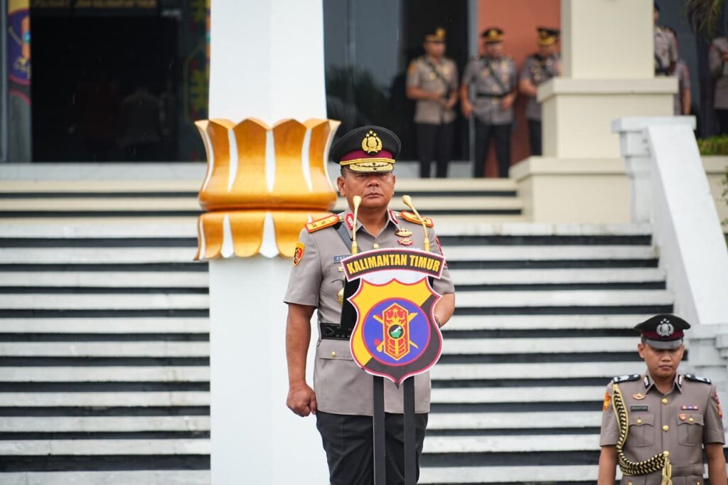 Gelar Upacara Hari Juang Polri, Kapolda Kaltim Ajak Personil Teladani Sejarah Perjuangan WhatsApp Image 2025 08 21 at 12.23.39