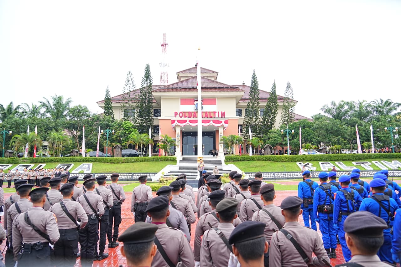 Gelar Upacara Hari Juang Polri, Kapolda Kaltim Ajak Personil Teladani Sejarah Perjuangan 3 WhatsApp Image 2025 08 21 at 12.24.44