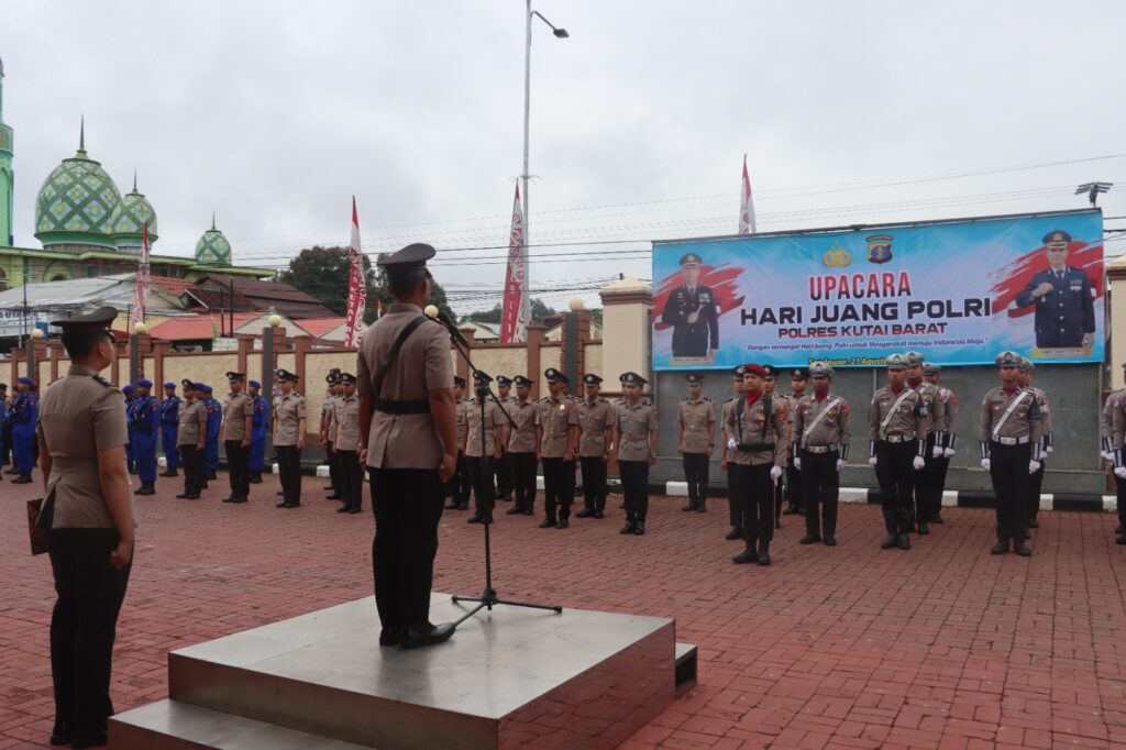 Kenang Peran Polisi dalam Sejarah Kemerdekaan RI, Polres Kubar Gelar Upacara Peringati Hari Juang Polri WhatsApp Image 2025 08 21 at 13.22.57