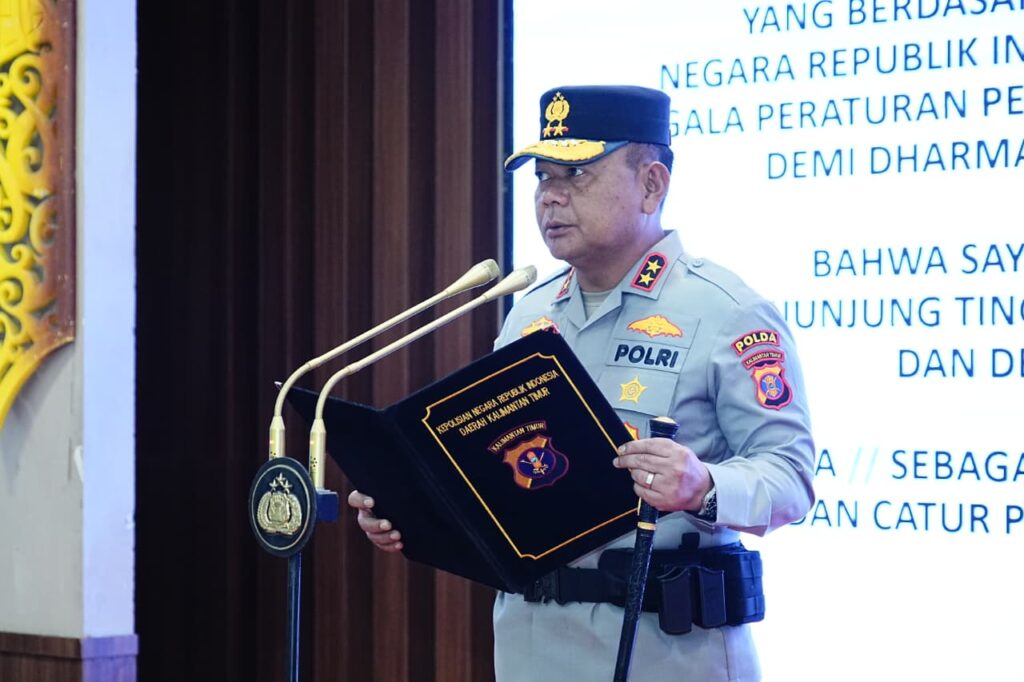 Rotasi Jabatan, Kapolda Kaltim Pimpin Upacara Sertijab Kapolres Berau serta Pelantikan Kapolres Kukar WhatsApp Image 2025 08 21 at 16.26.19