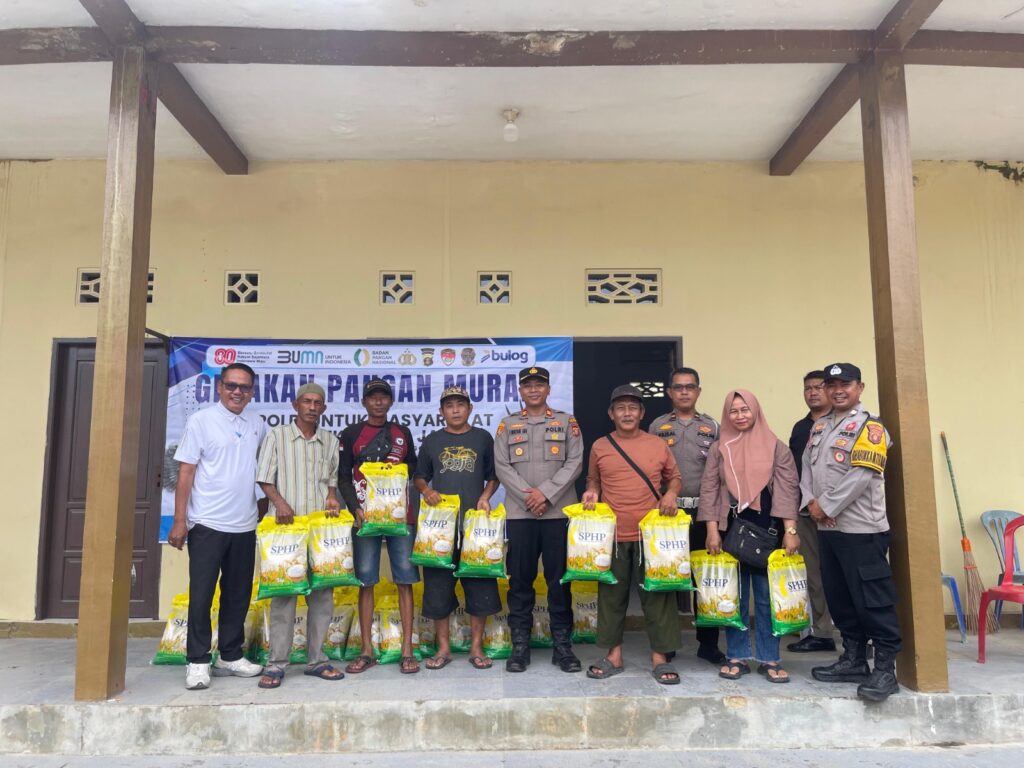Polsek Muara Jawa Gelar Bazar Pangan Murah, Antusiasme Masyarakat Luar Biasa WhatsApp Image 2025 08 22 at 13.54.47