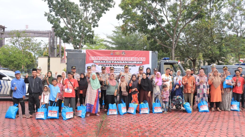 Polres Kutai Timur Salurkan 100 Paket Bansos Kemerdekaan, Wujud Kepedulian dan Semangat Hari Juang Polri WhatsApp Image 2025 08 22 at 18.06.15 c8aebfd6
