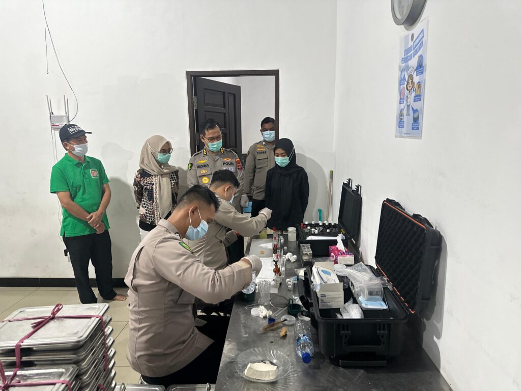 Biddokkes Polda Kaltim Pastikan Keamanan Program Makan Bergizi Gratis WhatsApp Image 2025 08 28 at 19.25.06