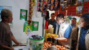 Gelar 'Gerakan Pangan Murah', Polda Kaltim Bantu Distribusi Beras SPHP Sekaligus Pantau Harga Bapokting di Balikpapan 1 WhatsApp Image 2025 08 29 at 10.37.12