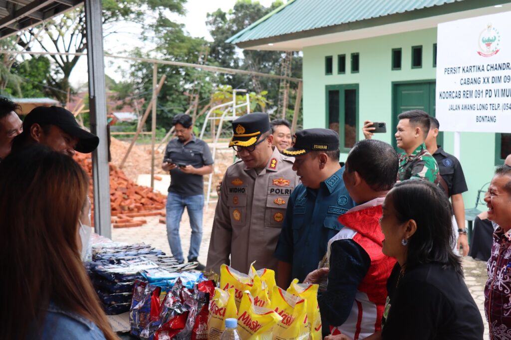 Kapolres Bersama Forkopimda Kota Bontang Sukseskan Gerakan Pangan Murah WhatsApp Image 2025 08 30 at 11.01.13