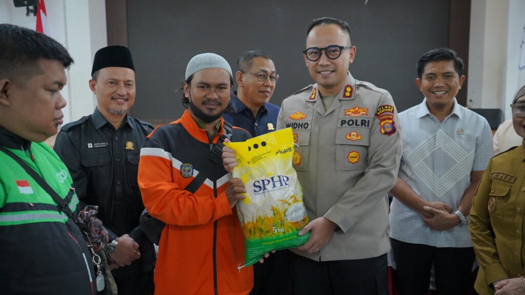 Sinergi Pemerintah, Aparat, dan Ojol Bontang Wujudkan Kota Kondusif WhatsApp Image 2025 09 02 at 18.07.47