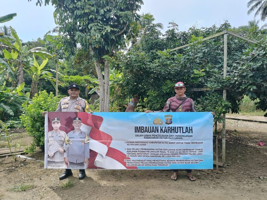 Polsek Barong Tongkok Gencarkan Sosialisasi Cegah Karhutlah di Wilayah Kecamatan WhatsApp Image 2025 09 06 at 11.51.17