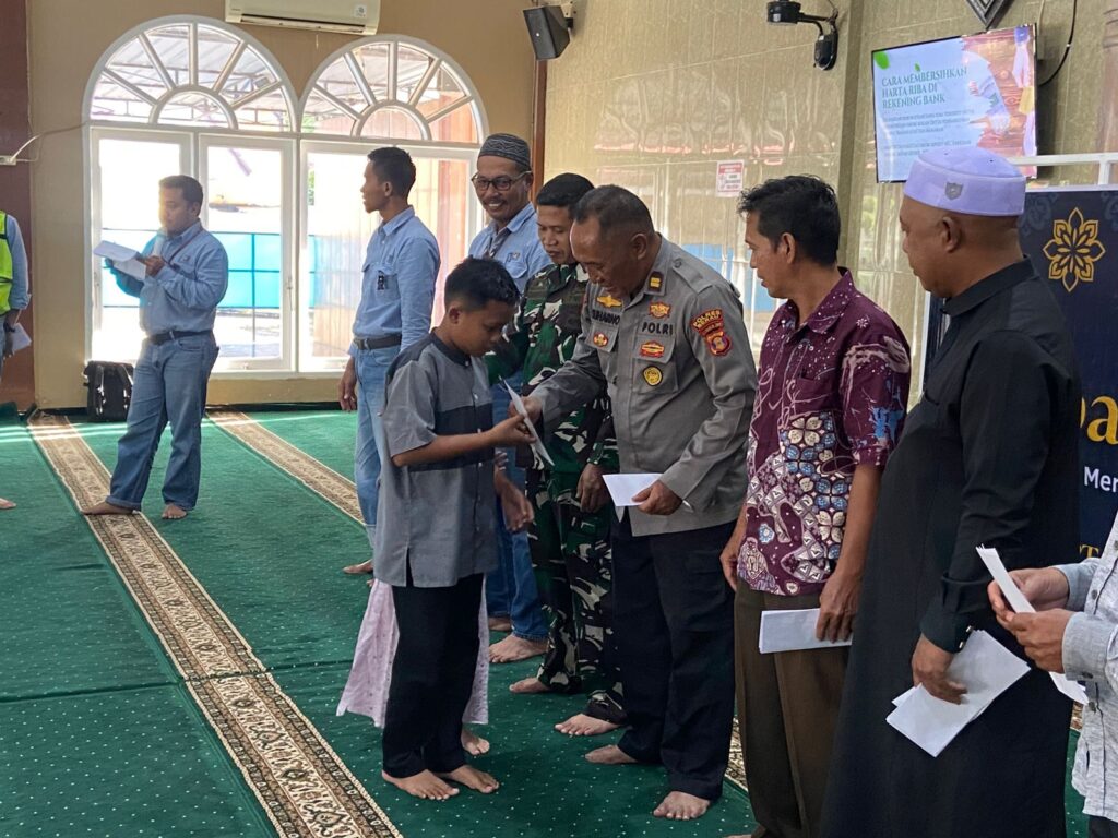 Polsek Sambaliung bersama PT. PAMA BRCG Berbagi Kebahagiaan dengan Santuni Anak Yatim WhatsApp Image 2025 09 07 at 10.27.58