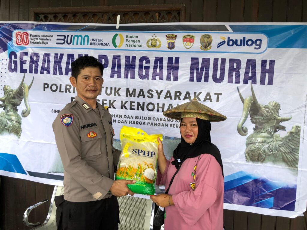 Polsek Kenohan Hadirkan Pasar Murah, Ratusan Warga Dapatkan Beras dengan Harga Terjangkau WhatsApp Image 2025 09 08 at 06.14.02 c870079a