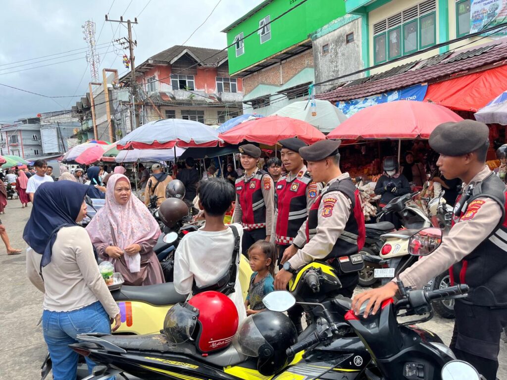 Ditsamapta Polda Kaltim Gelar Patroli Skala Besar dan Stand By Force, Pastikan Kondusifitas Kota WhatsApp Image 2025 09 08 at 12.41.33 187132f8