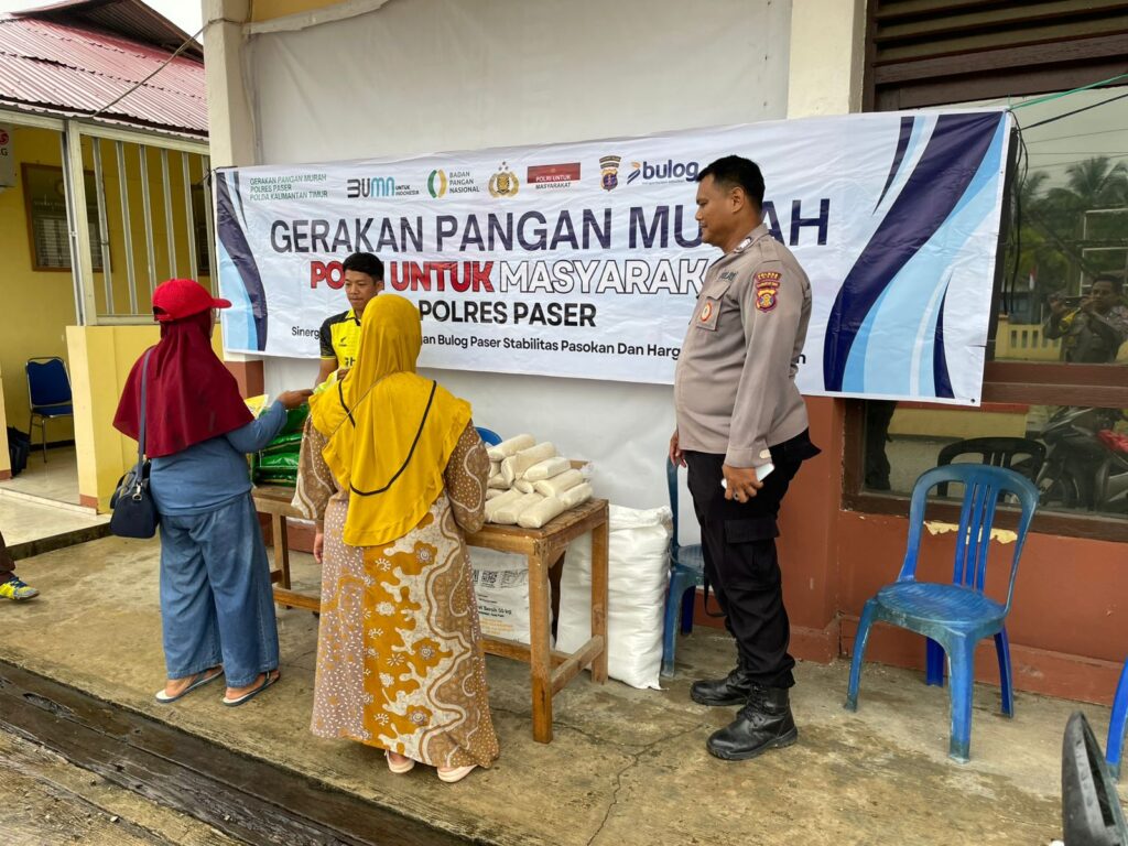 Polsek Long Kali bersama Bulog Gelar Pasar Pangan Murah, Disambut Antusias oleh Masyarakat WhatsApp Image 2025 09 10 at 11.11.56