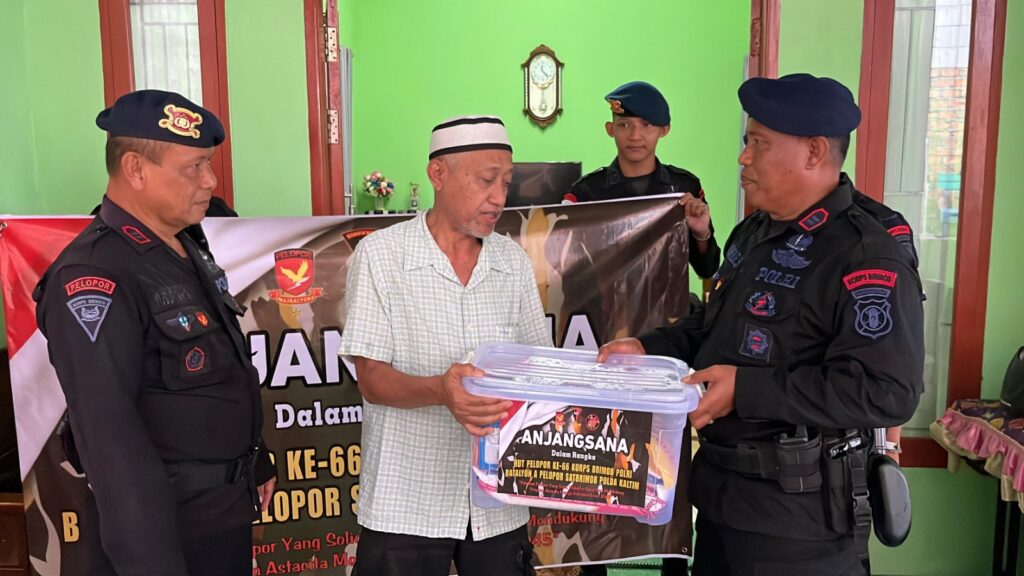 HUT Pelopor ke-66, Personel Brimob Polda Kaltim Gelar Anjangsana WhatsApp Image 2025 09 10 at 11.14.55