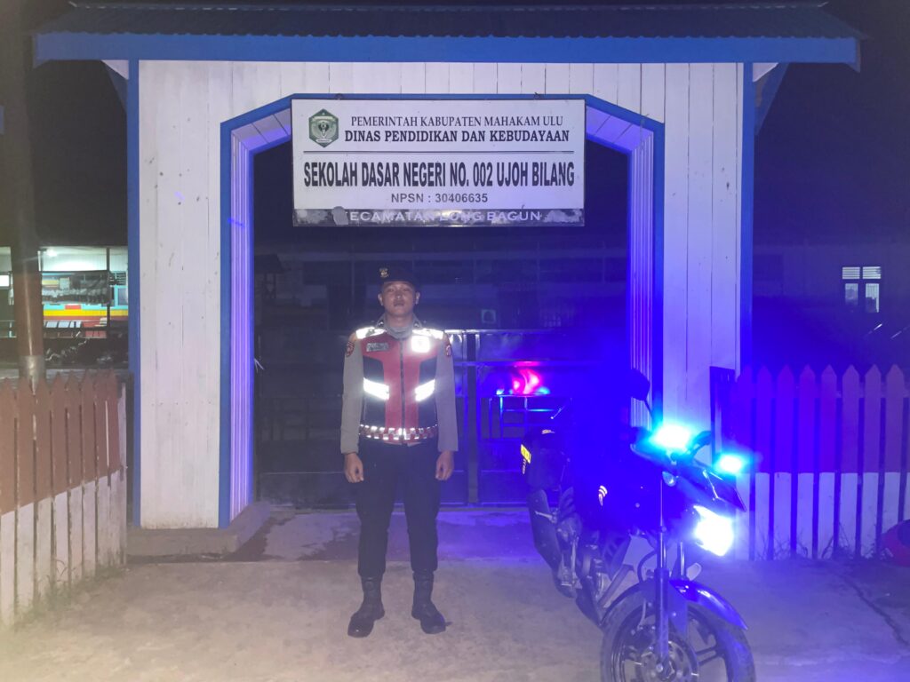 Polres Mahakam Ulu Gelar Patroli Malam, Perketat Pengawasan Lokasi Rawan Kriminalitas WhatsApp Image 2025 09 11 at 22.58.09 f9296dc3
