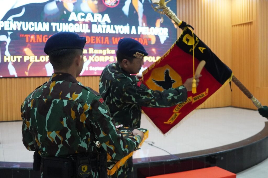 Peringati HUT ke-66, Batalyon A Pelopor Sat Brimob Polda Kaltim Lakukan Ritual Penyucian Tunggul WhatsApp Image 2025 09 14 at 11.43.25
