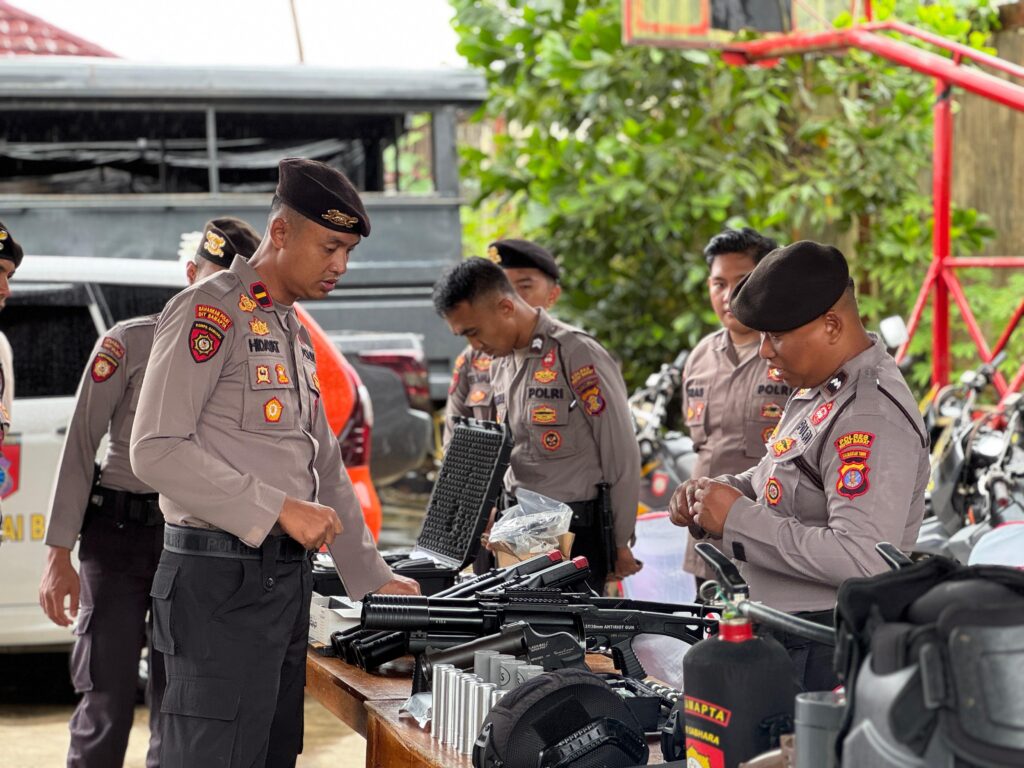 Ditsamapta Polda Kaltim Laksanakan Supervisi di Sat Samapta Polres Kutai Barat WhatsApp Image 2025 09 16 at 12.10.06 95fb5b0a