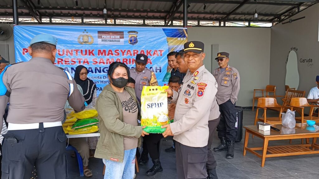 Polsek Palaran Salurkan 2 Ton Beras Melalui Gerakan Pangan Murah, Warga Sambut Antusias WhatsApp Image 2025 09 20 at 14.34.15 7d9c8e61